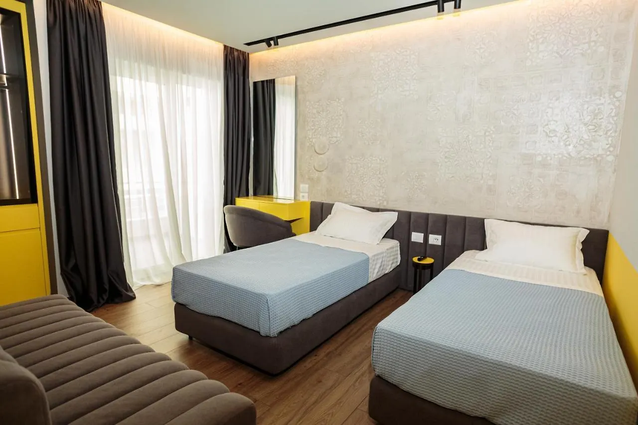 Visar Apartments فلورا ألبانيا